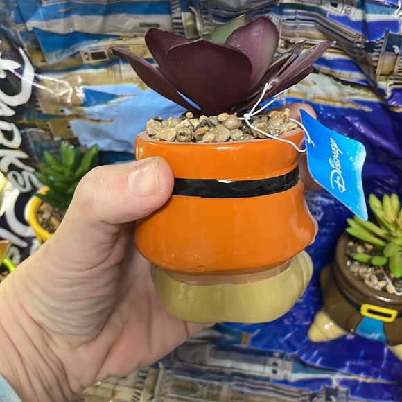 COPY - 🔥RARE🏰SOLDOUT DISNEY SNOW WHITE👗SEVEN DWARVES FAUX SUCCULENT TERRARIUM‼️… - Picture 11 of 17